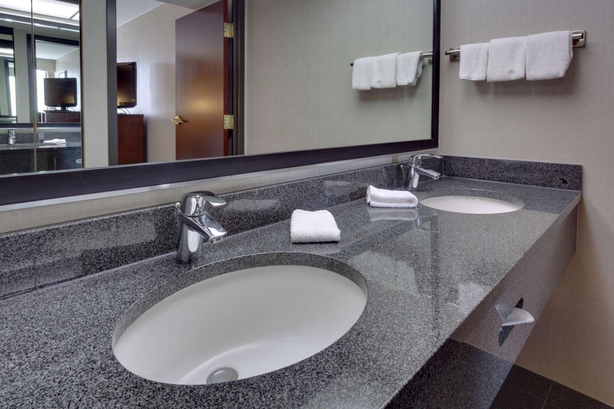 Drury Inn & Suites Overland Park Luaran gambar